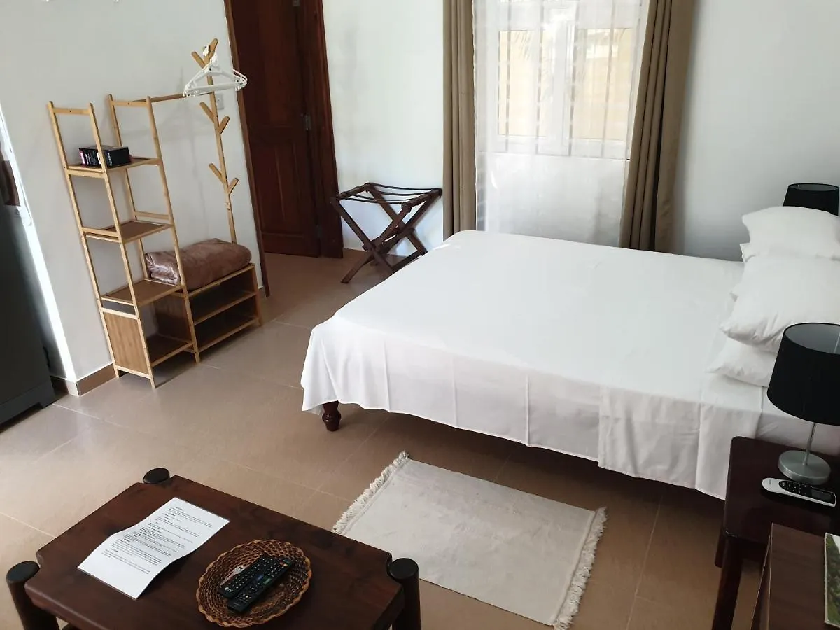 Apartment La Maison Hibiscus Self Catering Accommodation Beau Vallon