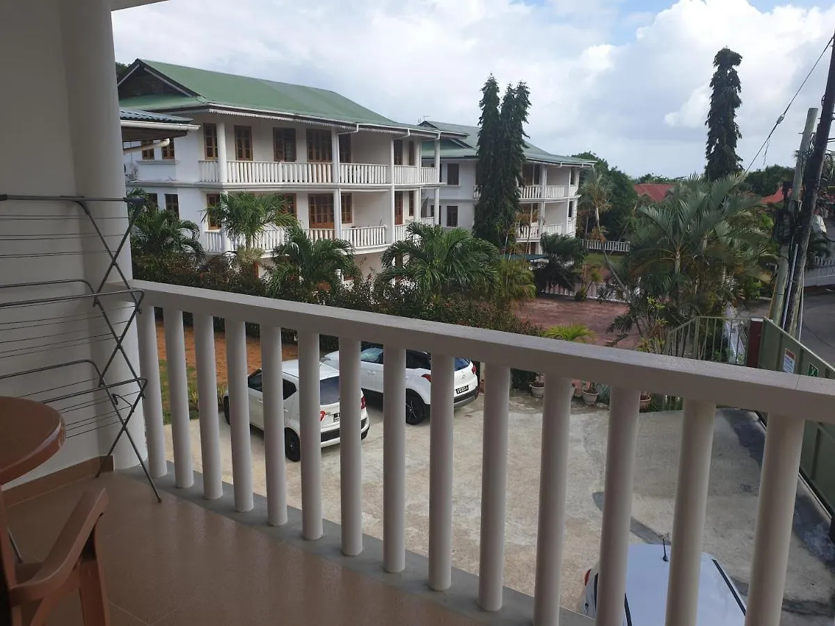 La Maison Hibiscus Self Catering Accommodation Beau Vallon  Apartment Beau Vallon (Mahe)