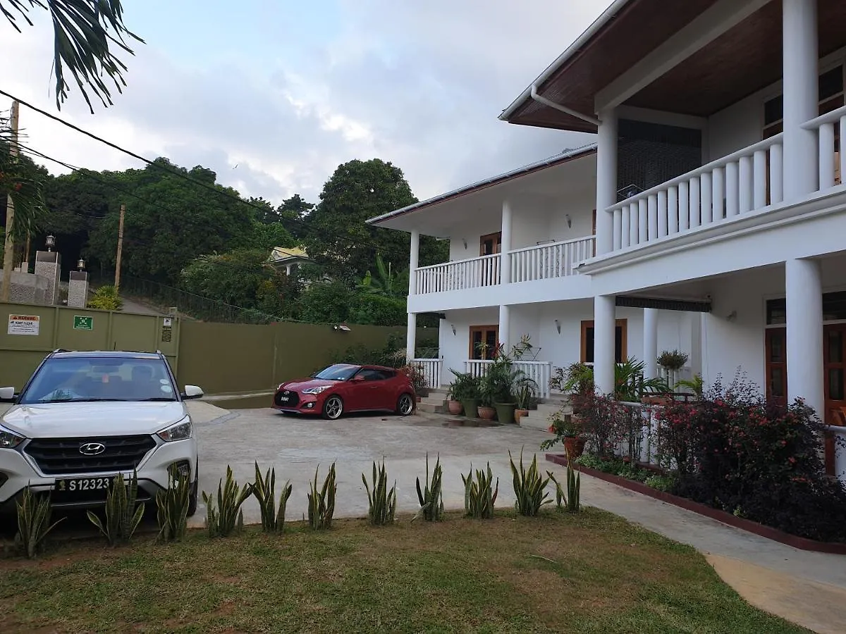 La Maison Hibiscus Self Catering Accommodation Beau Vallon  Apartment
