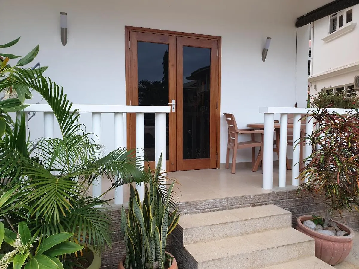 La Maison Hibiscus Self Catering Accommodation Beau Vallon