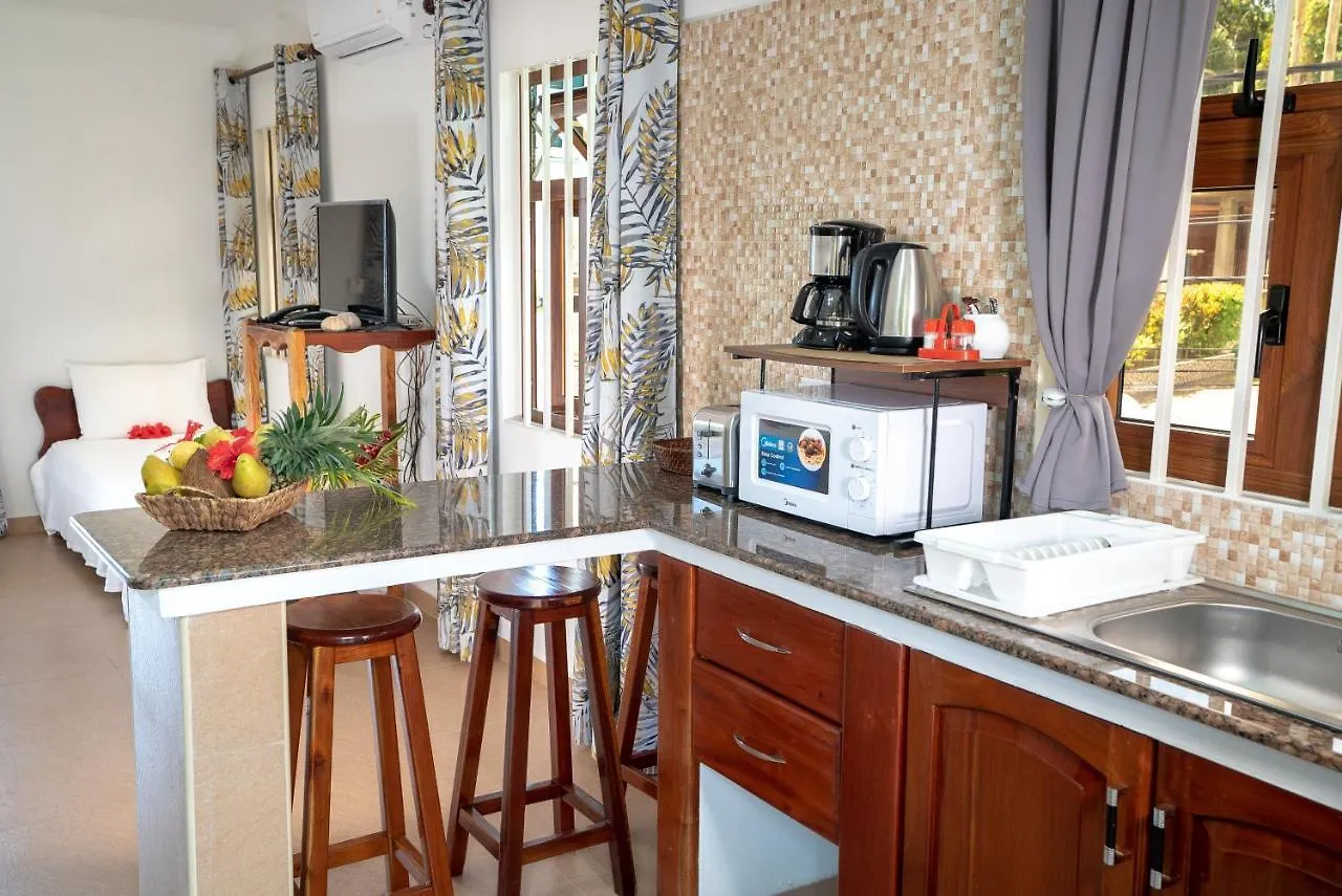 Apartment La Maison Hibiscus Self Catering Accommodation Beau Vallon  Seychelles