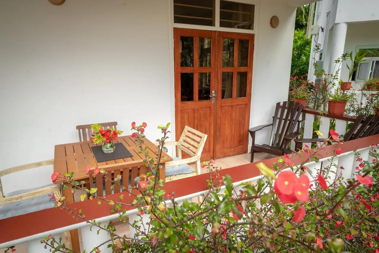 Apartment La Maison Hibiscus Self Catering Accommodation Beau Vallon