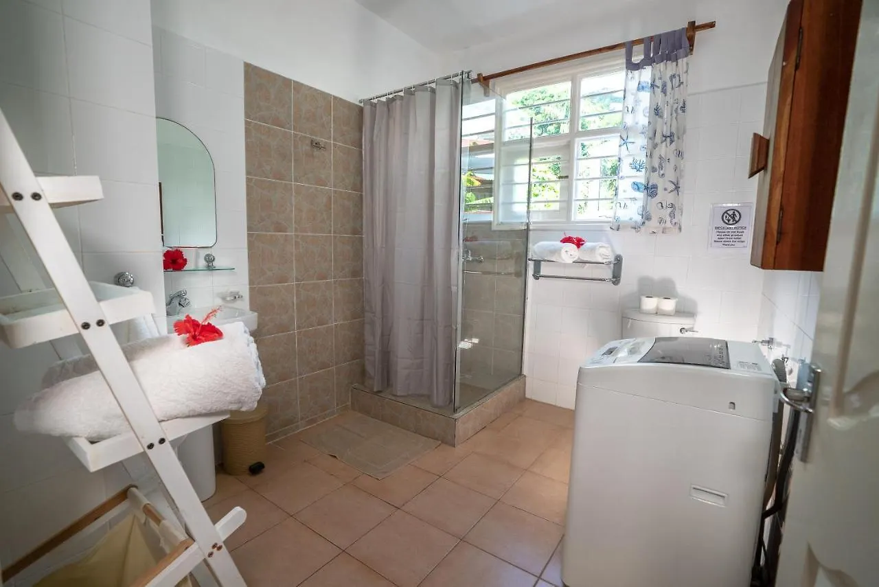La Maison Hibiscus Self Catering Accommodation Beau Vallon  0*, Beau Vallon (Mahe)