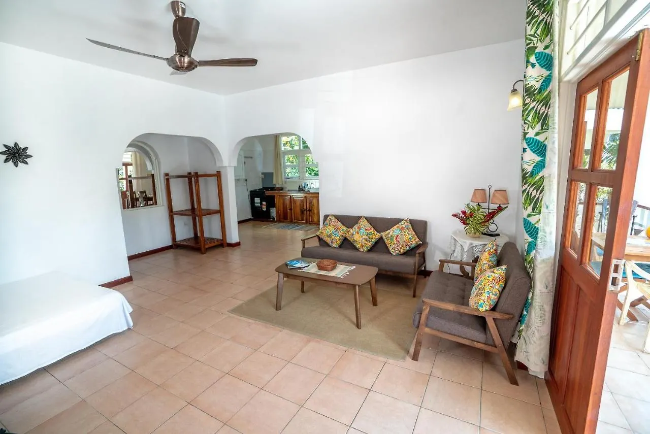 La Maison Hibiscus Self Catering Accommodation Beau Vallon  Seychelles