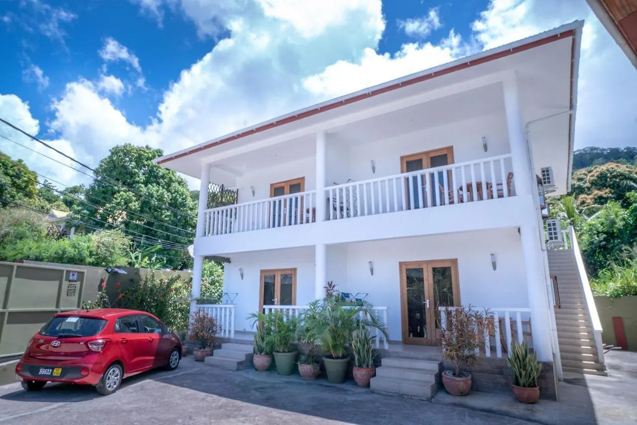 Apartment La Maison Hibiscus Self Catering Accommodation Beau Vallon