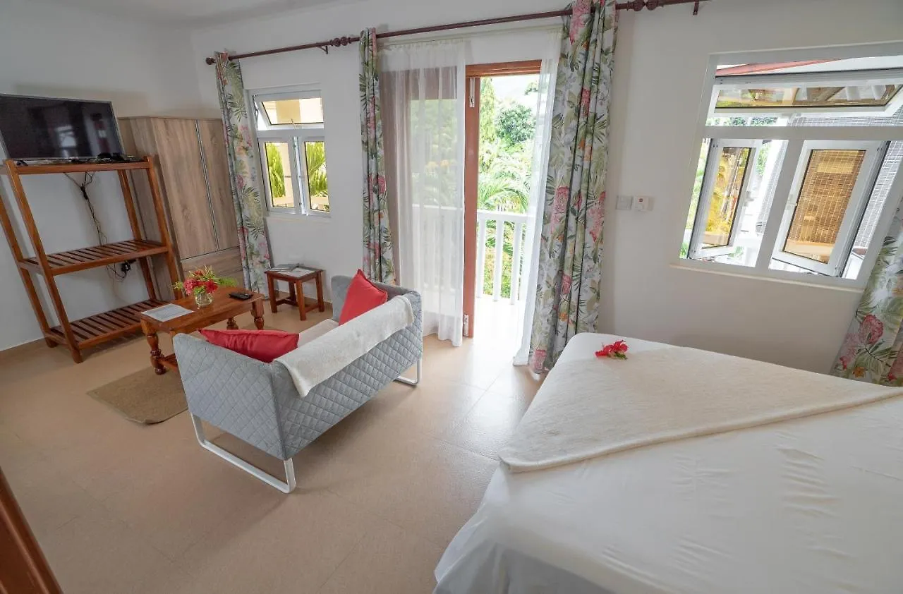 La Maison Hibiscus Self Catering Accommodation Beau Vallon  Apartment