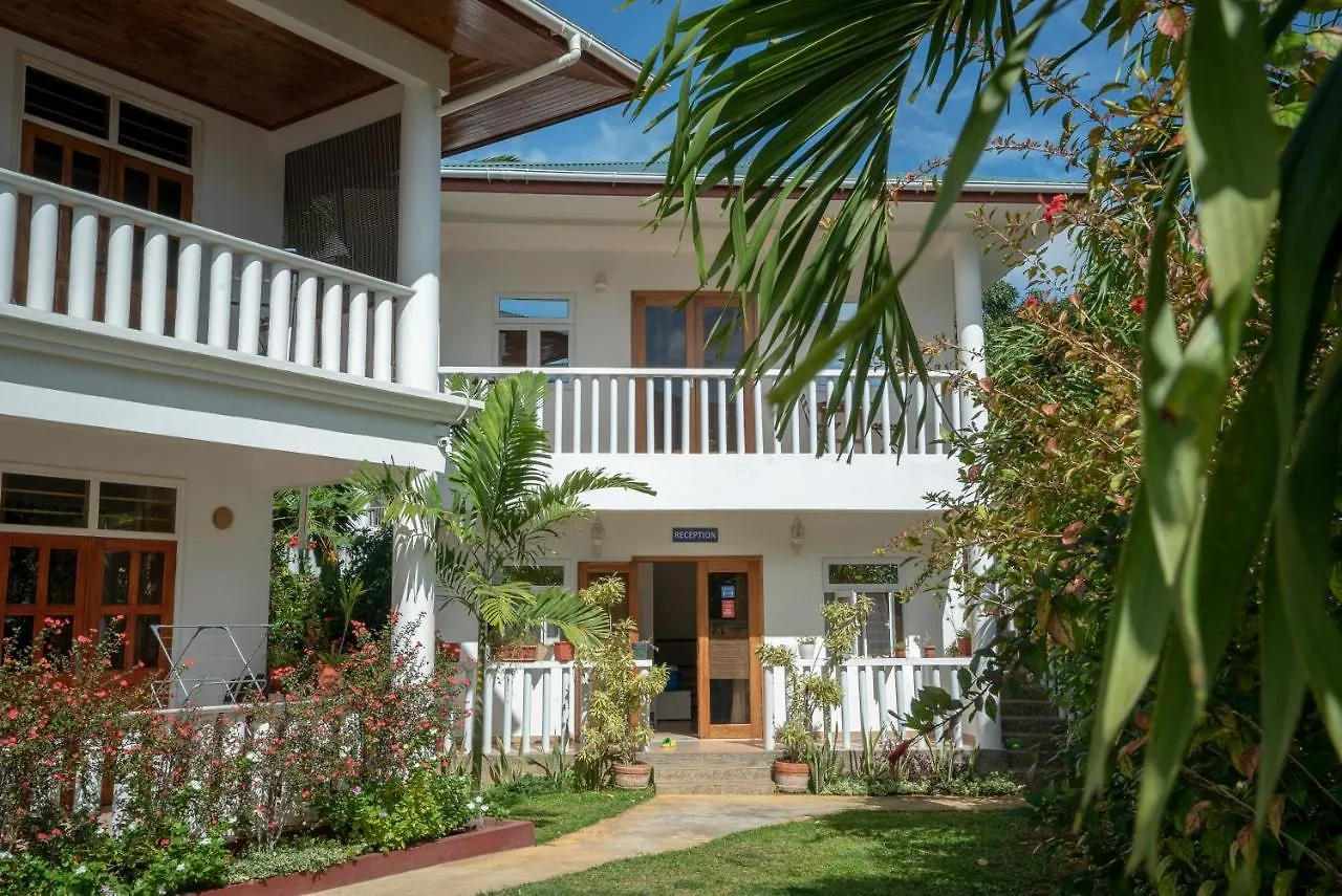 Apartment La Maison Hibiscus Self Catering Accommodation Beau Vallon  Seychelles