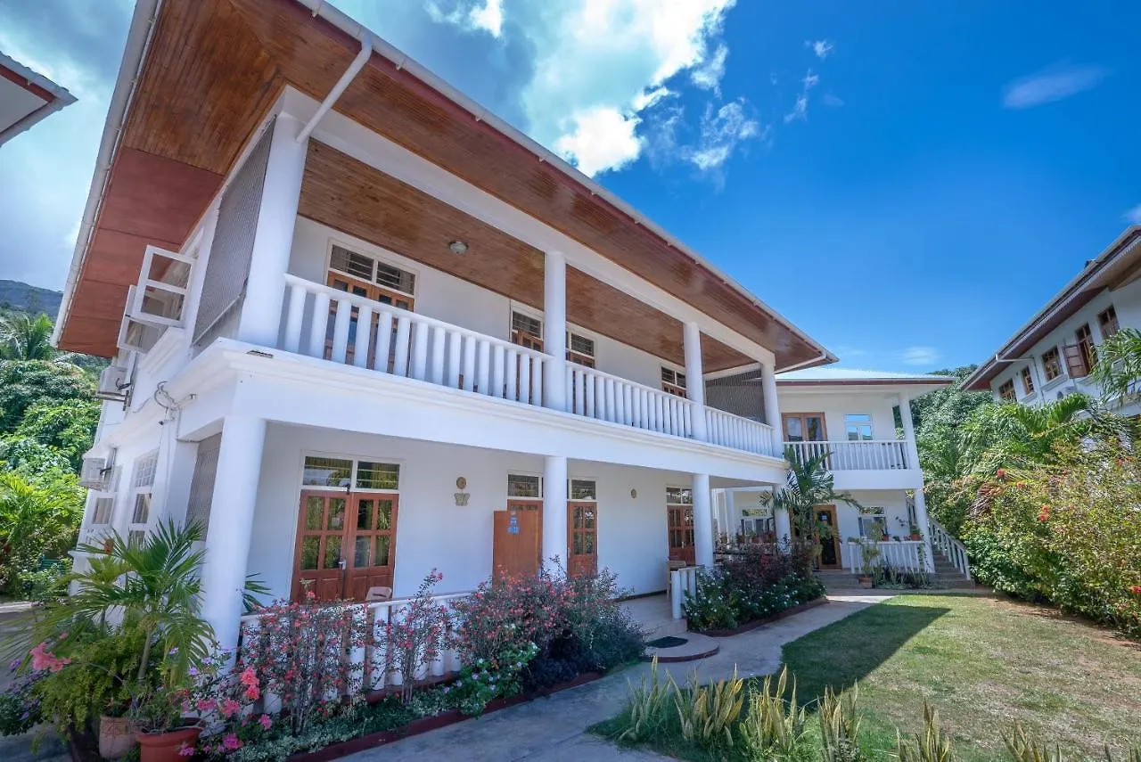 Apartment La Maison Hibiscus Self Catering Accommodation Beau Vallon