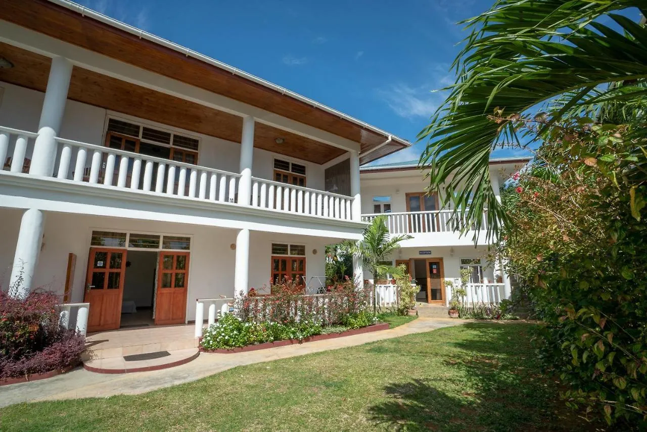 La Maison Hibiscus Self Catering Accommodation Beau Vallon  Apartment Beau Vallon (Mahe)