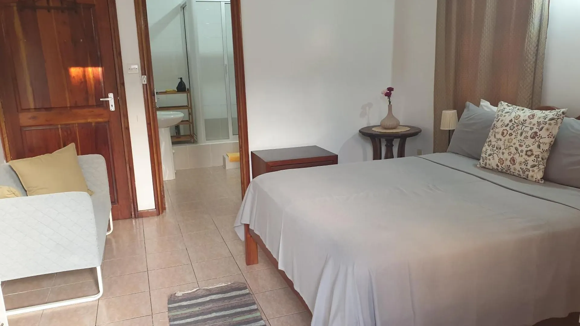 La Maison Hibiscus Self Catering Accommodation Beau Vallon  0*, Beau Vallon (Mahe) Seychelles