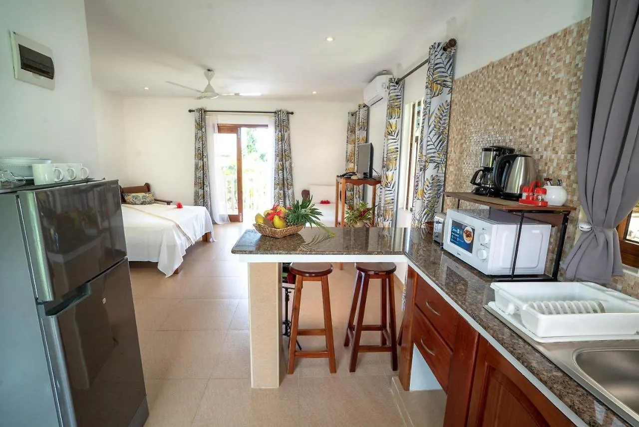 La Maison Hibiscus Self Catering Accommodation Beau Vallon  Beau Vallon (Mahe)