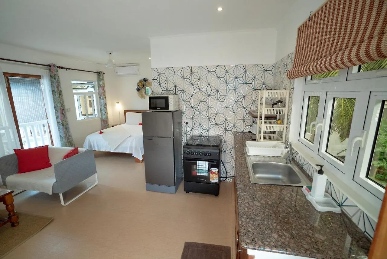 Appartement La Maison Hibiscus Self Catering Accommodation Beau Vallon  Seychellen